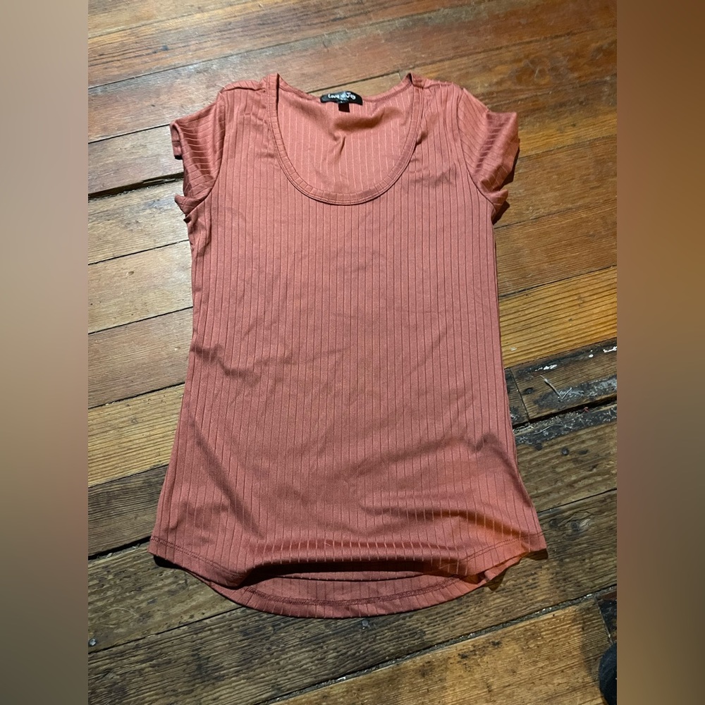 Love joy brand size medium top